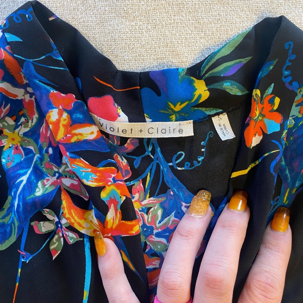 Violet & Claire Multicolor Floral Top